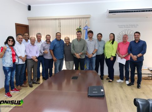 Governador Riedel recebe prefeitos membros do CONISUL