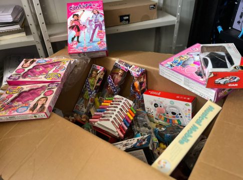 Brinquedos são doados ao Município de Guaíra pela campanha Paraná Piá