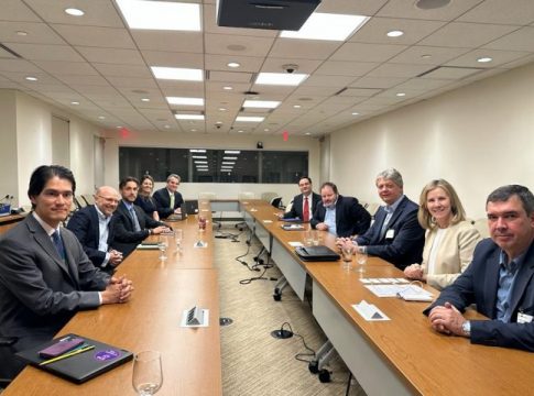 Agenda positiva: Governador discutiu novos modelos de infraestrutura e recursos ao Pantanal em Washington