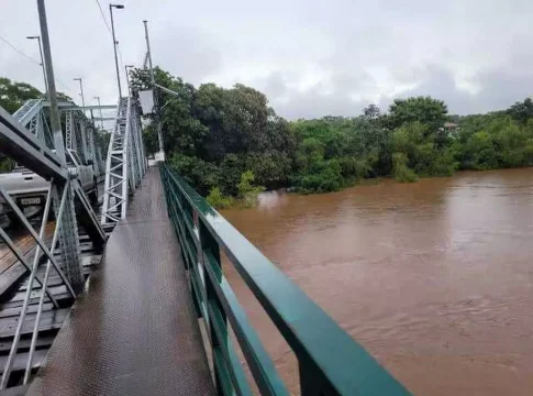 Jovem de 18 anos desaparece nas águas do Rio Aquidauana