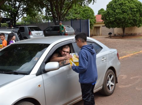 Alunos da Escola Salvador Nogueira participam de blitz educativa com apoio da Polícia Militar