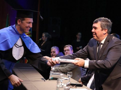 Em formatura, governador avalia que gestores capacitados geram melhores resultados à sociedade