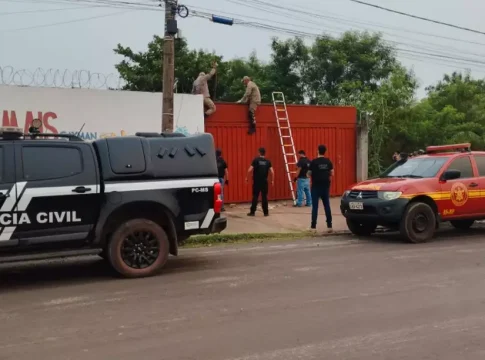 Operação contra tráfico de drogas cumpre mandados em Naviraí e Corumbá
