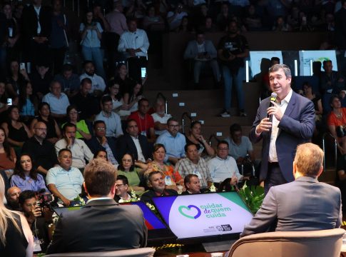 Cuidadores de pessoas com deficiências vão receber auxílio de R$ 900 por mês em MS