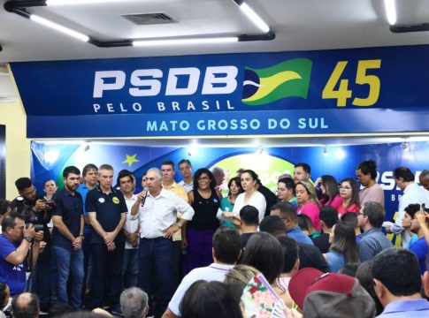 Azambuja é reconduzido à presidência do PSDB e partido espera até 60 candidatos à prefeituras de MS