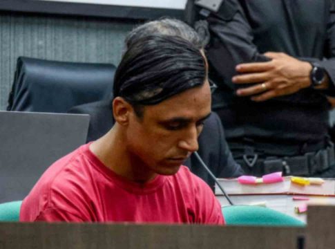 Promotor mostra vídeo de confissão de Lucas após réu negar ter assassinado Grazi: ‘fiquei nervoso’