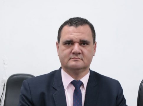Vereador Richardson pede reconhecimento do direito à estabilidade provisória para as servidoras e professoras gestantes contratadas por processo seletivo