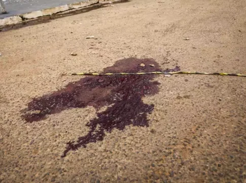 Homem é esfaqueado em frente a hotel e vai parar na Santa Casa