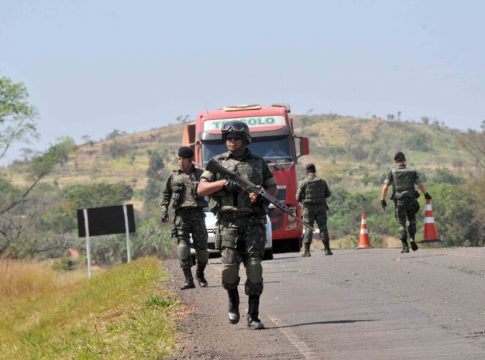 Exército, Aeronáutica, Marinha e Força Nacional vão reforçar combate ao narcotráfico em MS