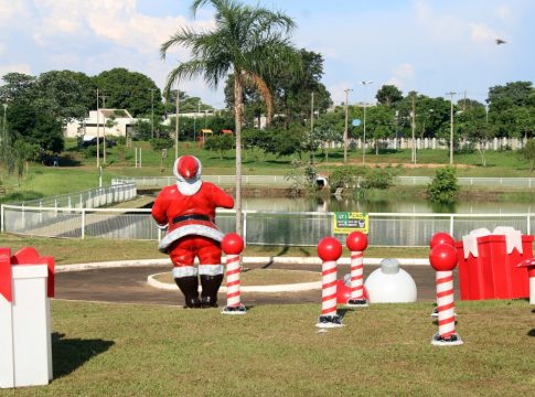 Prefeitura de Naviraí prepara o Parque Sucupira para receber o Projeto a Cidade Vive o Natal