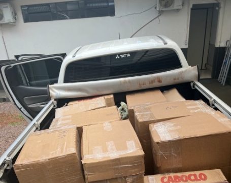 Delegado é preso com R$ 700 mil em contrabando em viatura da Polícia no Paraná
