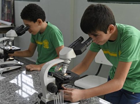 Com tecnologia e inovação, ensino na Rede Estadual é aprovado por alunos, professores e pais em MS