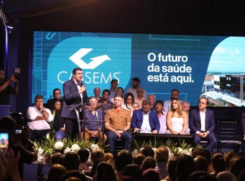 Em Dourados, governador Eduardo Riedel participa da entrega do novo hospital da Cassems
