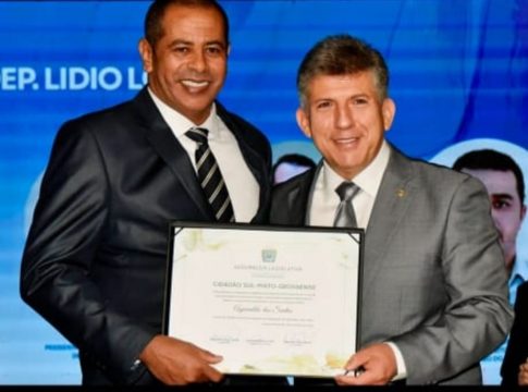Prefeito Léo recebe título de Cidadão Honorário de Mato Grosso do Sul