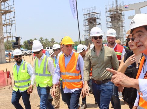 Com o presidente do Paraguai, Deputado Paulo Corrêa visita obras da Ponte Bioceânica