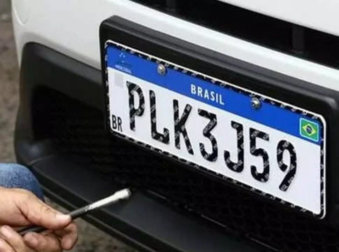 Em quase 4 anos, apenas 34% da frota de Mato Grosso do Sul tem placa Mercosul