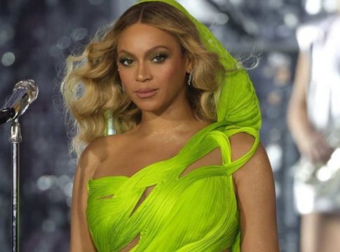 Com dois dias do lançamento, filme produzido por Beyoncé lidera bilheterias nos EUA
