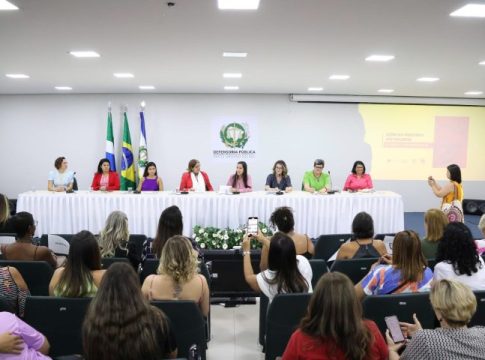 Desafios e políticas para as mulheres são abordados em encontro do CEDM-MS com ministra