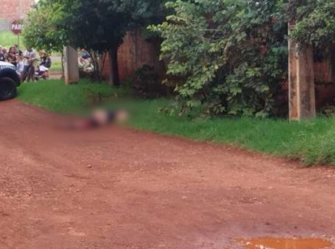 Sob efeito de drogas, adolescente mata padrasto a facadas em Dourados
