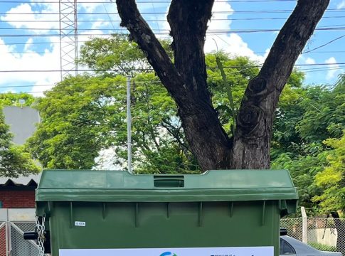 Prefeitura de Iguatemi implanta lixeiras tipo contêineres para coleta seletiva e material reciclável