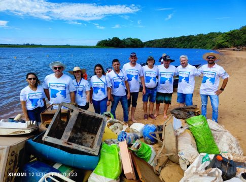 Prefeitura desenvolve o Projeto Águas Limpas na Praia da Amizade em comemoração ao Dia Mundial da Água