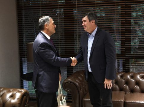 Governador recebe embaixador do Canadá para discutir integração e eventuais negociações comerciais