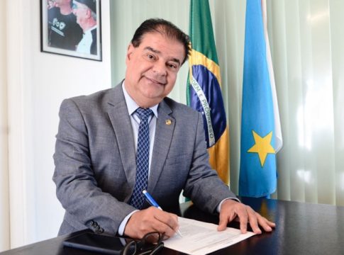 Senador Nelsinho Trad propõe suspensão de salário para servidores públicos investigados por violência doméstica