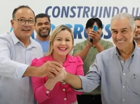 Prefeito Bandeira prestigia filiação do PSDB e declara apoio a pré-candidata Janete Córdoba