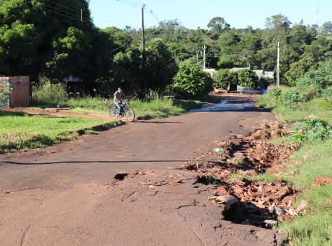 Mundo Novo termina de pagar governo federal por asfalto mal feito no bairro São Jorge em 2013
