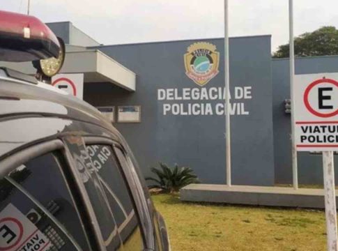 Motorista emparelha carro e atira três vezes contra ex-mulher e atual em Amambai