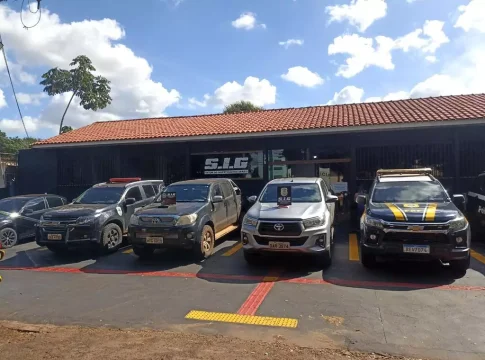 Bandido do PCC morto pela polícia levava caminhonetes e ainda fechava portão