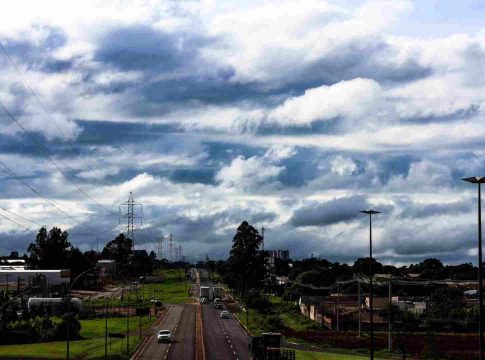 Mato Grosso do Sul tem alerta de chuvas intensas com ventos de 60 km/h