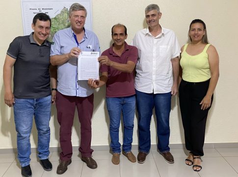Prefeitura de Iguatemi faz doação da área conhecida como “Buracão”, para implantação de estacionamento do Agroindustrial