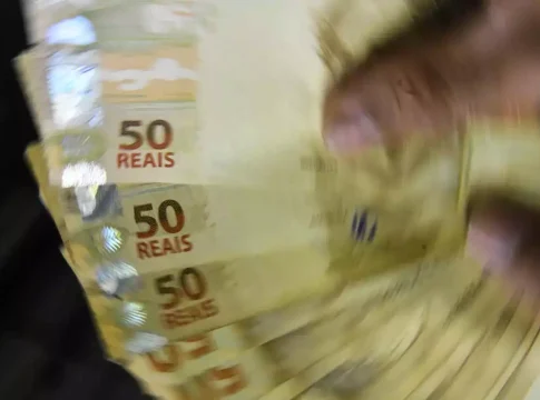 Em Mato Grosso do Sul, 340 mil beneficiários do INSS recebem primeira parcela do 13° salário