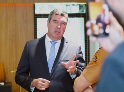 Governo envia aeronave para apoiar resgate e salvamento das vítimas das enchentes no RS