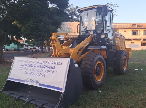 Eldorado conquista pá carregadeira