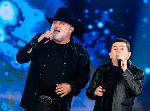 21ª FEJUNAVI, evento realizado pela Prefeitura de Naviraí, terá show de Rio Negro & Solimões no domingo