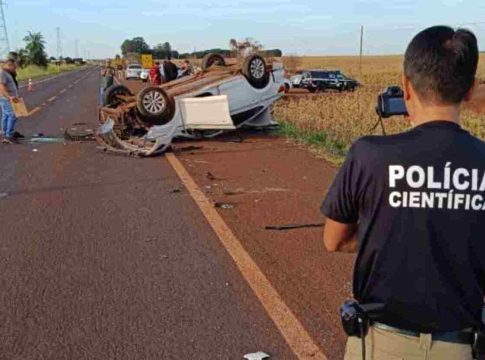 Sem cinto de segurança, passageira é arremessada de carro em acidente e morre na BR-463