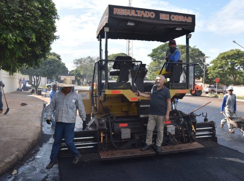 Prefeito Dr. Lídio lança maior obra de recapeamento asfáltico na história de Iguatemi