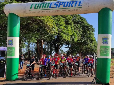 Governo de Mundo Novo marca presença na 5º Mundo Novo Ride no último domingo