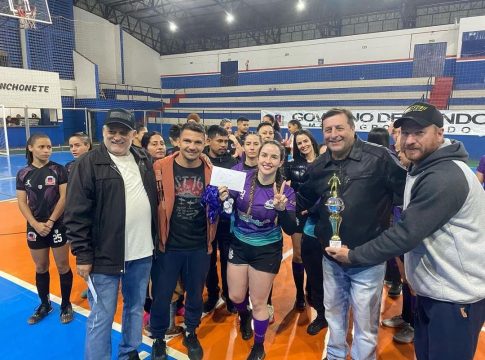 Quexada realizou o 1º Torneio de Futsal Feminino de Mundo Novo