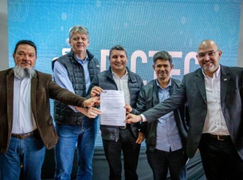 Fundect lança edital com R$ 5,7 mi em bolsas para estudantes do Ensino Médio
