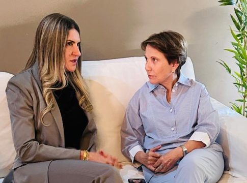 Senadora Tereza Cristina prestigia Convenção de Fabiana