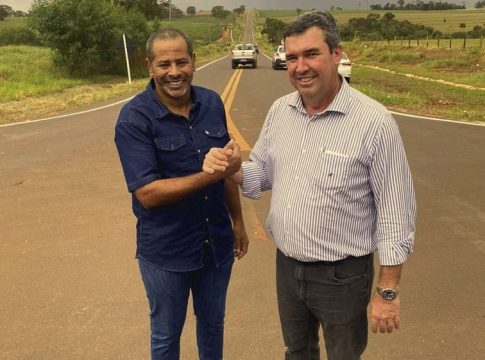 Parceria do prefeito Léo com Riedel e Nelsinho Trad garante R$ 4 milhões para asfalto e recapeamento