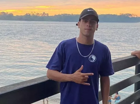 Jovem morre 4 dias depois de cair de telhado enquanto tentava pegar pipa