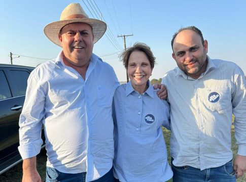 Gil e Vinícius são homologados candidatos em Japorã
