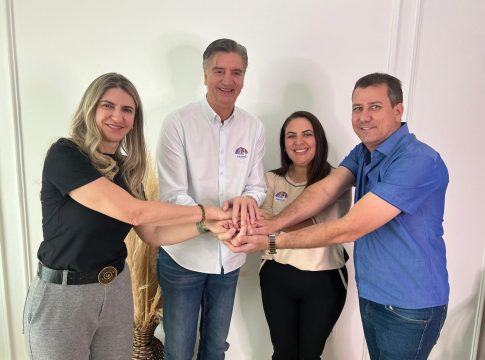Deputado Dagoberto apoia reeleição de Devanir