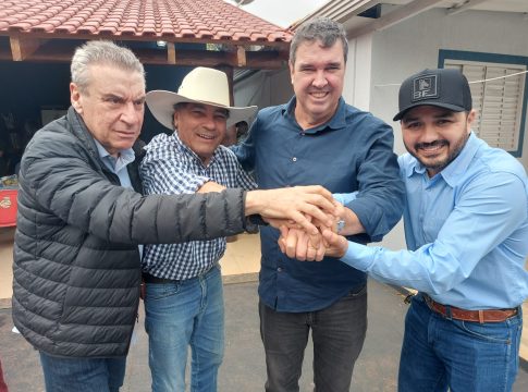 Governador reforça projeto de reeleição de Torquetti