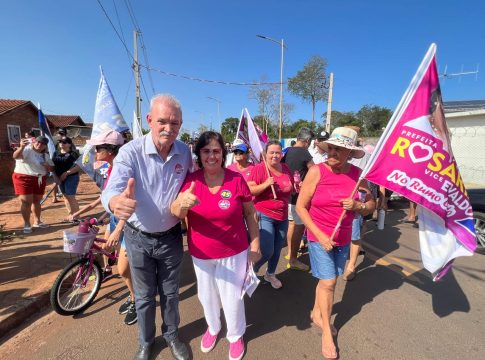 Geraldo Resende fez caminhada com Rosária e Evaldo