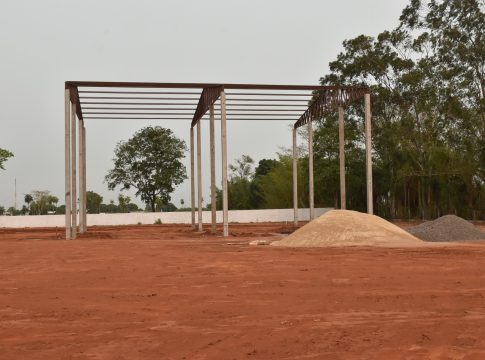 Obras de implantação de estação de transbordo de resíduos sólidos estão em andamento em Iguatemi